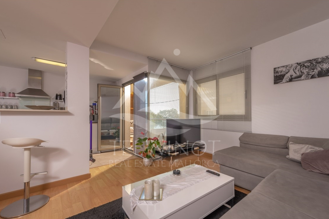 Schickes Meerblick-Apartment mit großem Balkon in Cala Bona