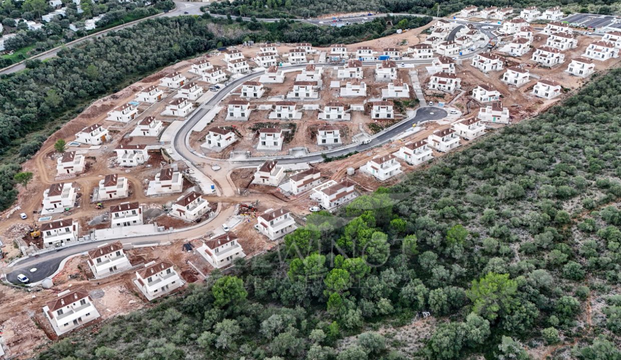 Sunrise Bay by Drone LQW-2